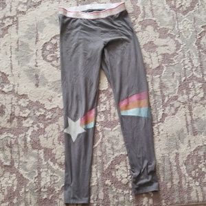 Girls gray leggings with shooting star